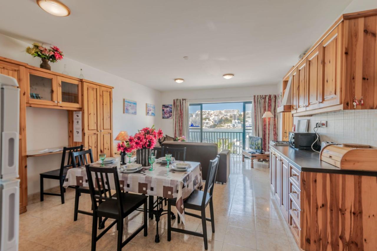 Harbour Lights Seafront 2 Bedroom Apartments With Panoramic Sea Views - By Getawaysmalta セント・ポールズ・ベイ エクステリア 写真