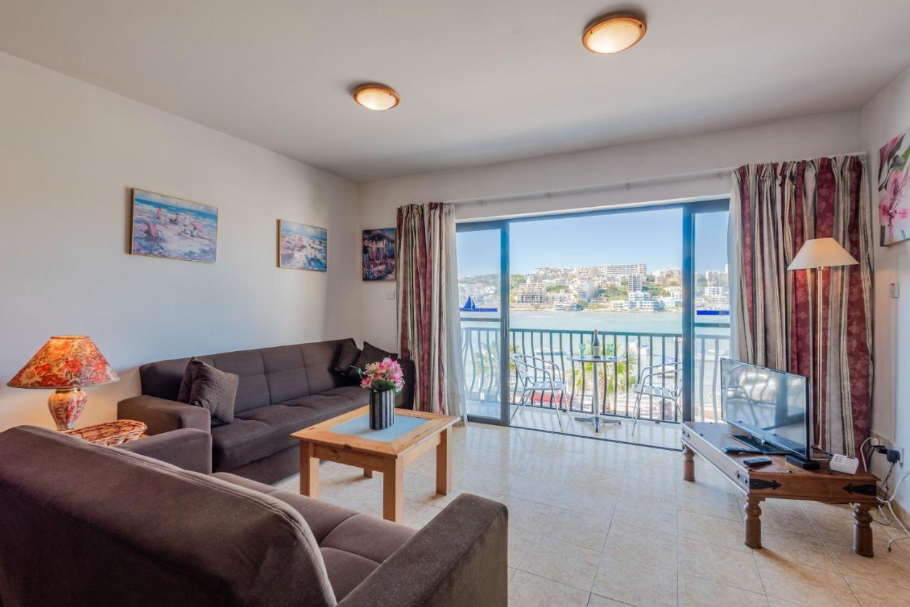Harbour Lights Seafront 2 Bedroom Apartments With Panoramic Sea Views - By Getawaysmalta セント・ポールズ・ベイ エクステリア 写真