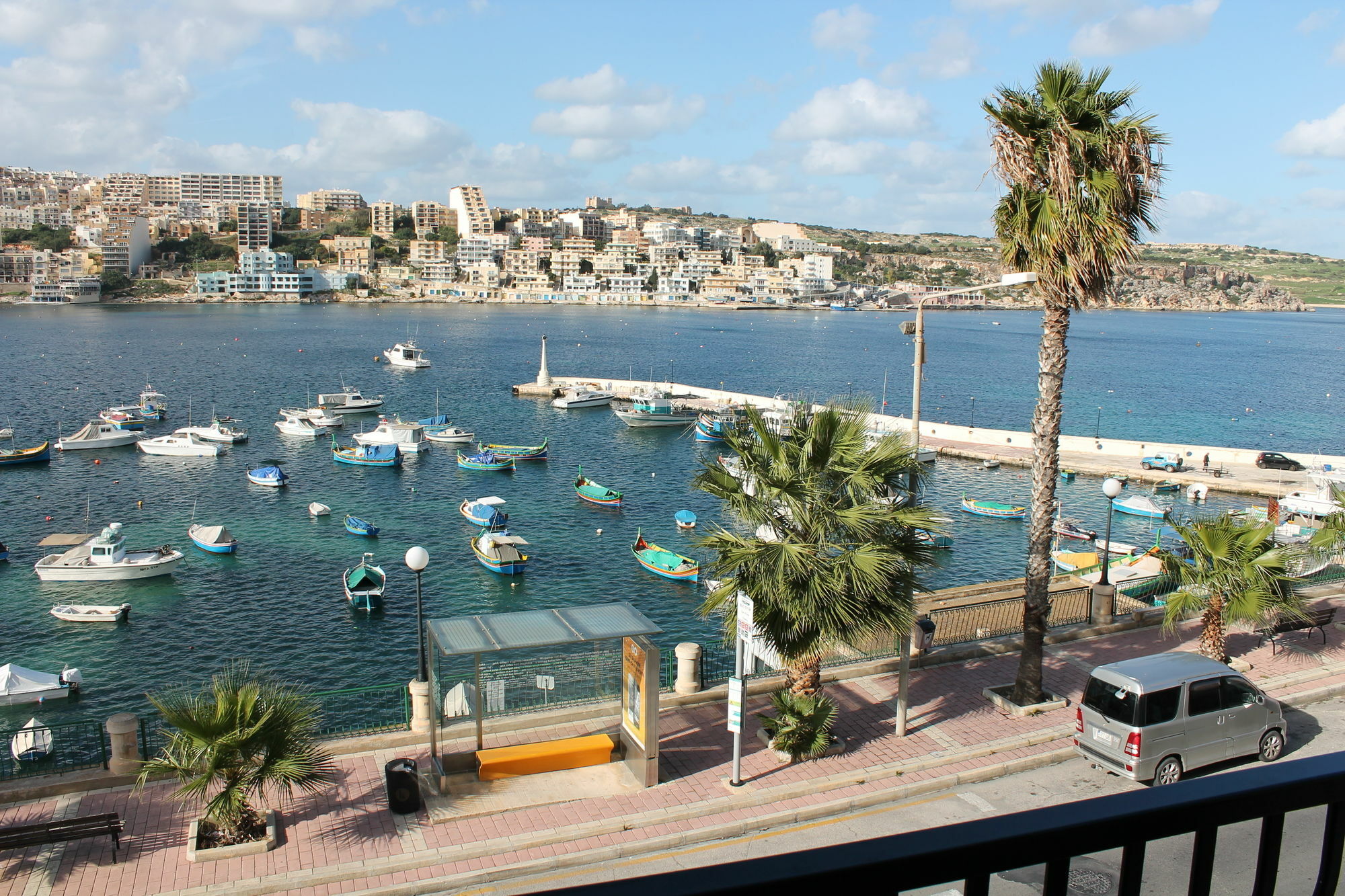 Harbour Lights Seafront 2 Bedroom Apartments With Panoramic Sea Views - By Getawaysmalta セント・ポールズ・ベイ エクステリア 写真